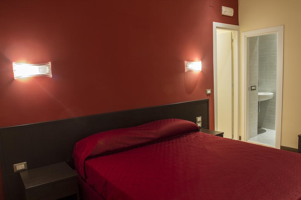 Bed and Breakfast Duomo 89 Nápoles Habitación foto